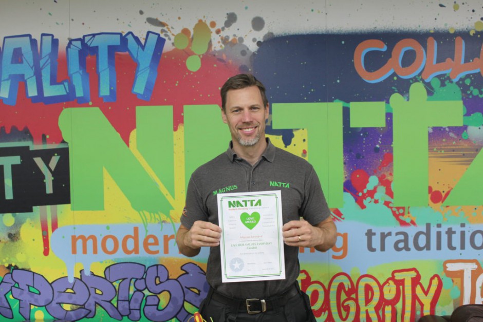 Magnus Alestrand with his LOVE award for Safety