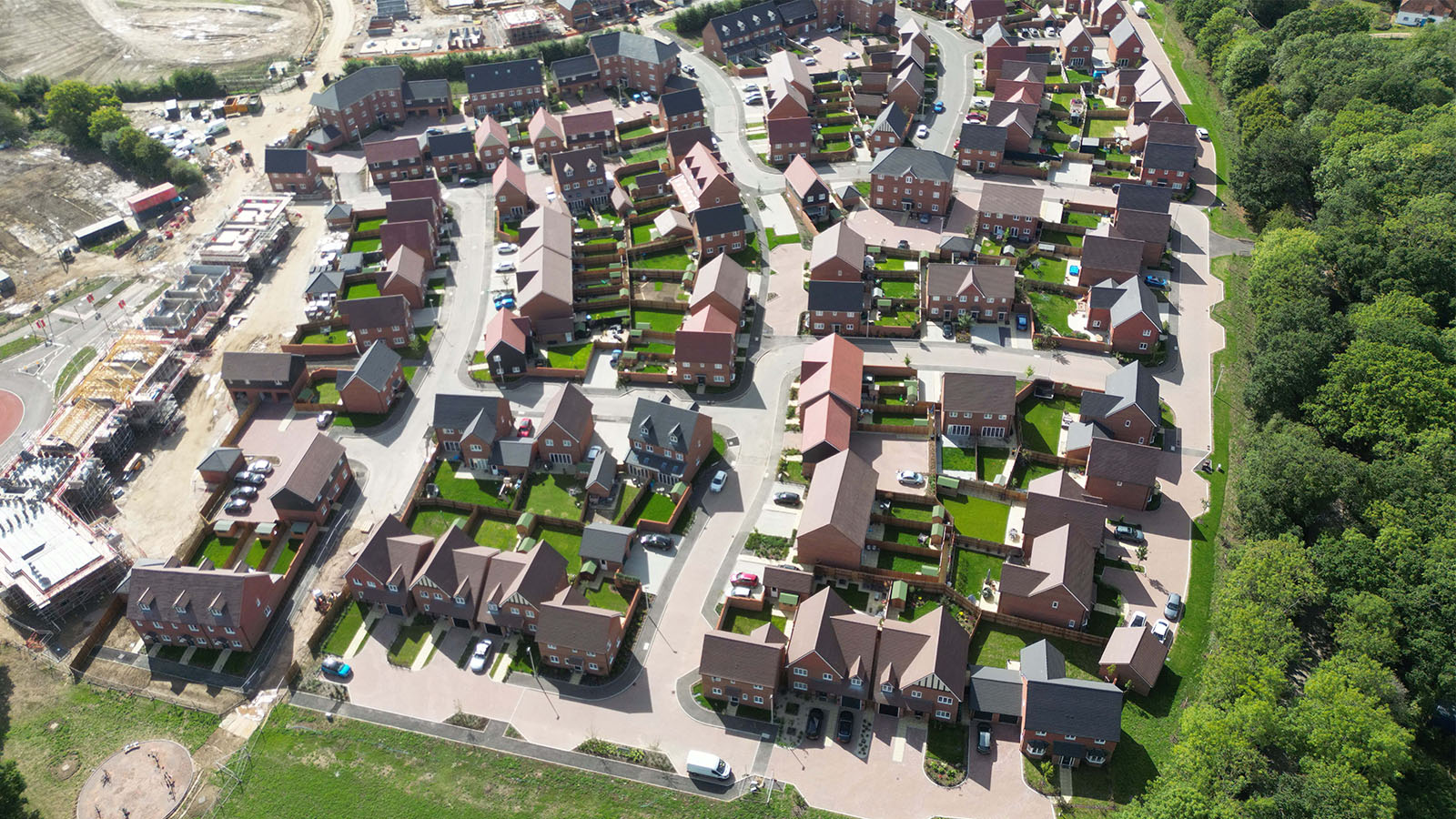 Finchampstead Drone View Finsihed Houses Image 2