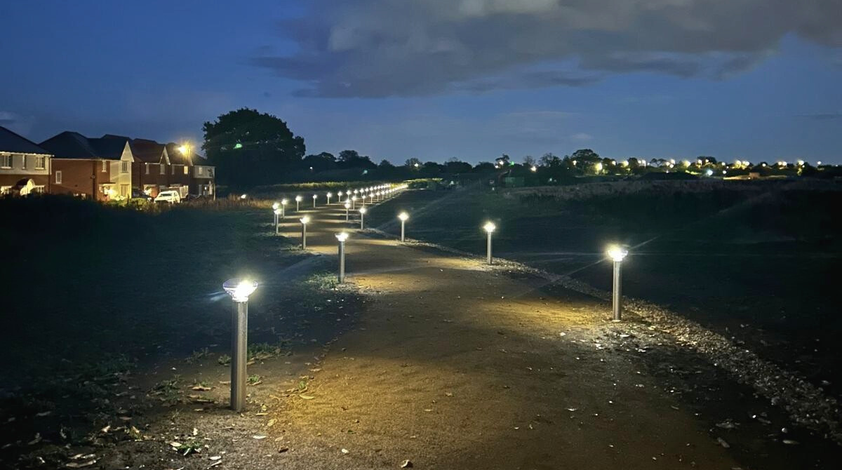 Waterlooville Safe Route to School Footpath - pathway for new school