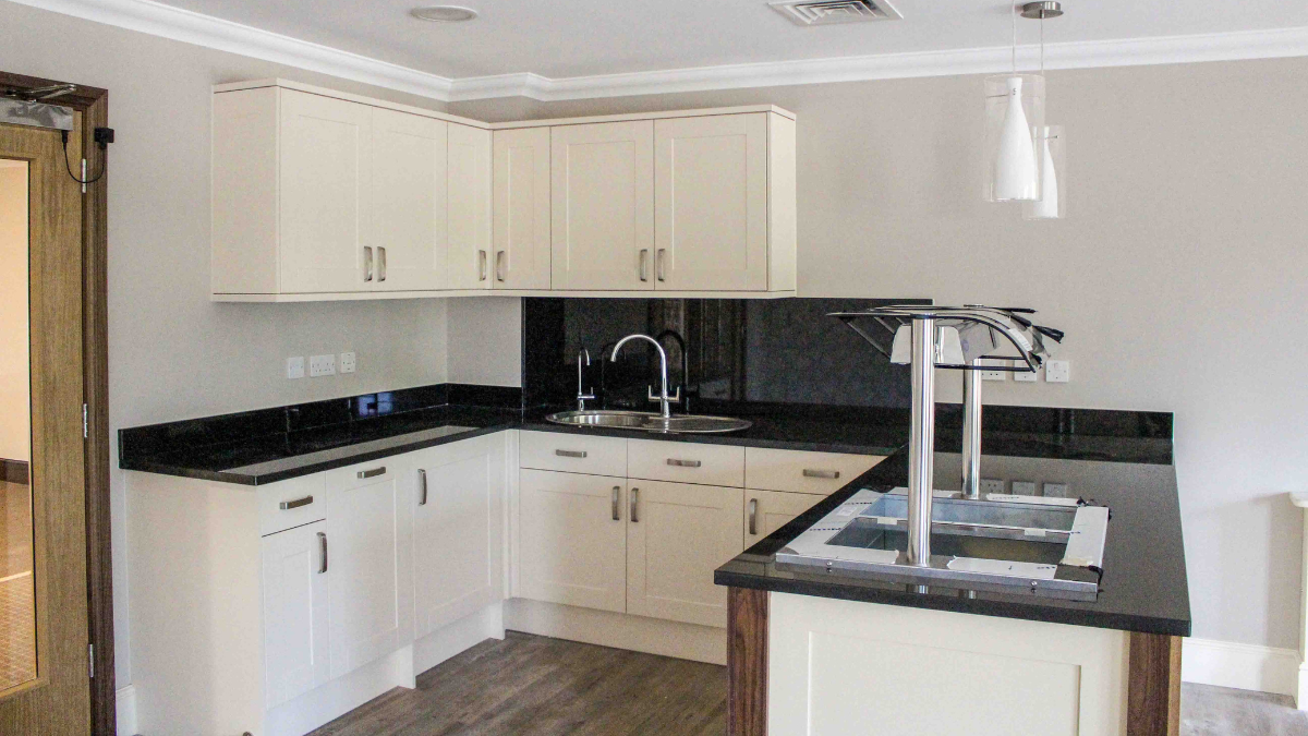 Astbury Manor Slider Img 4