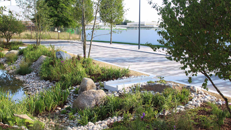 Longcross slider img 4