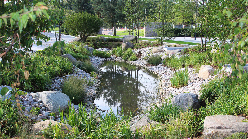 Longcross slider img 5